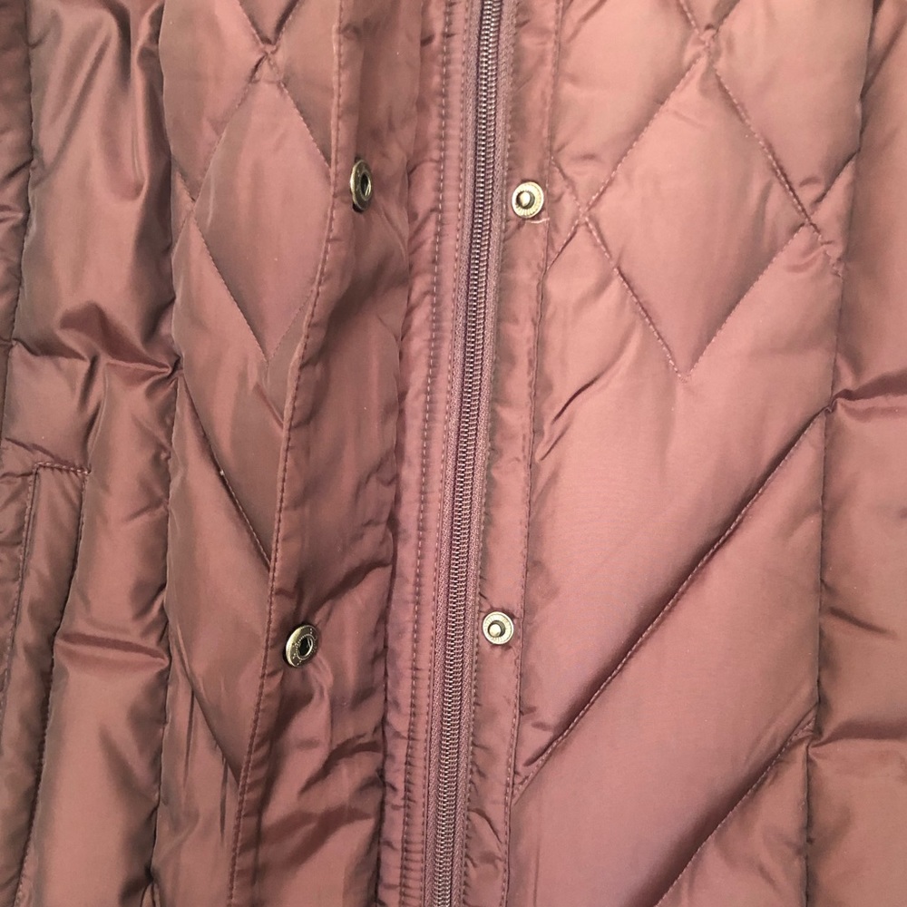 London Fog insulated jacket with detachable hood - Picture 3 of 11